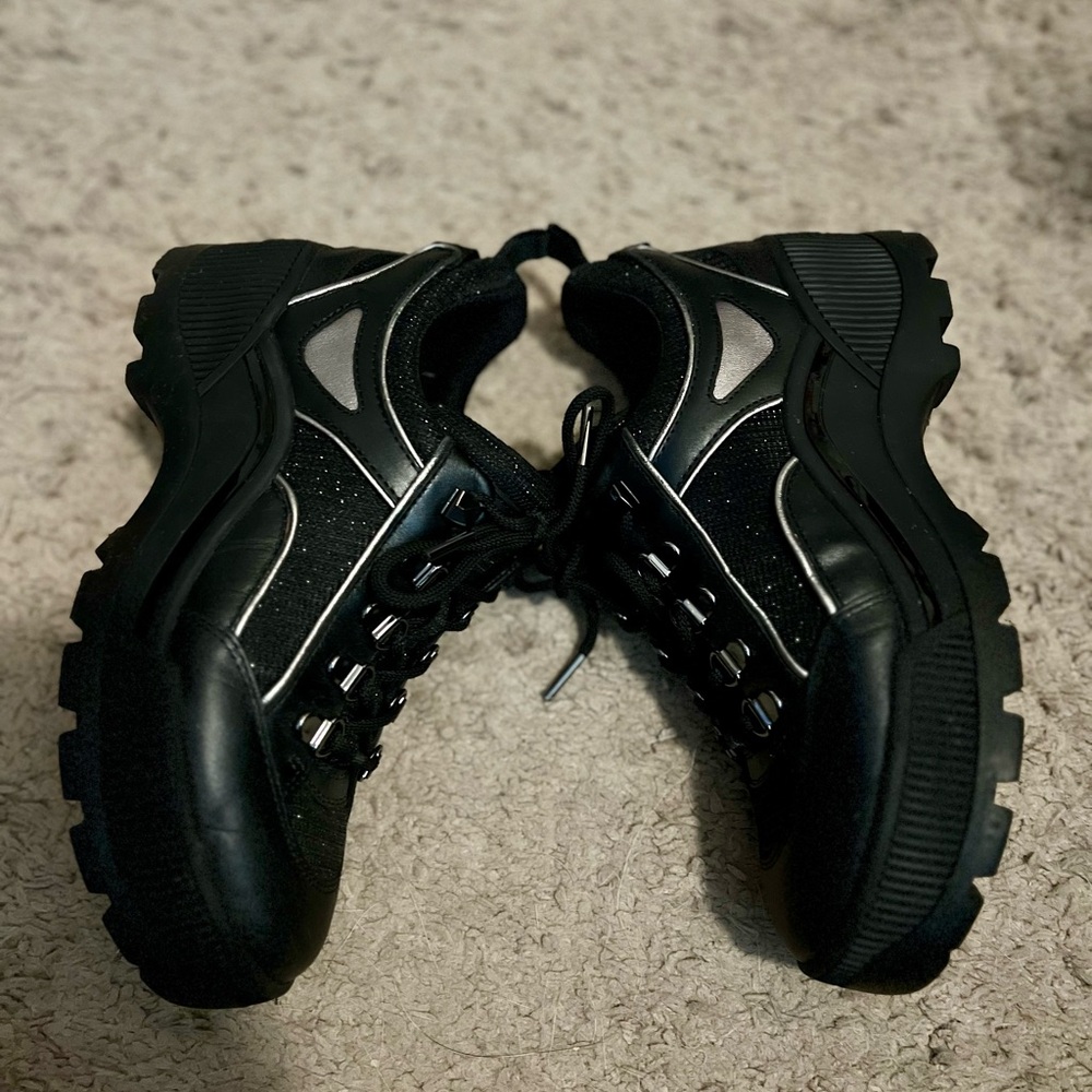Michael kors shoes ladies sz 6